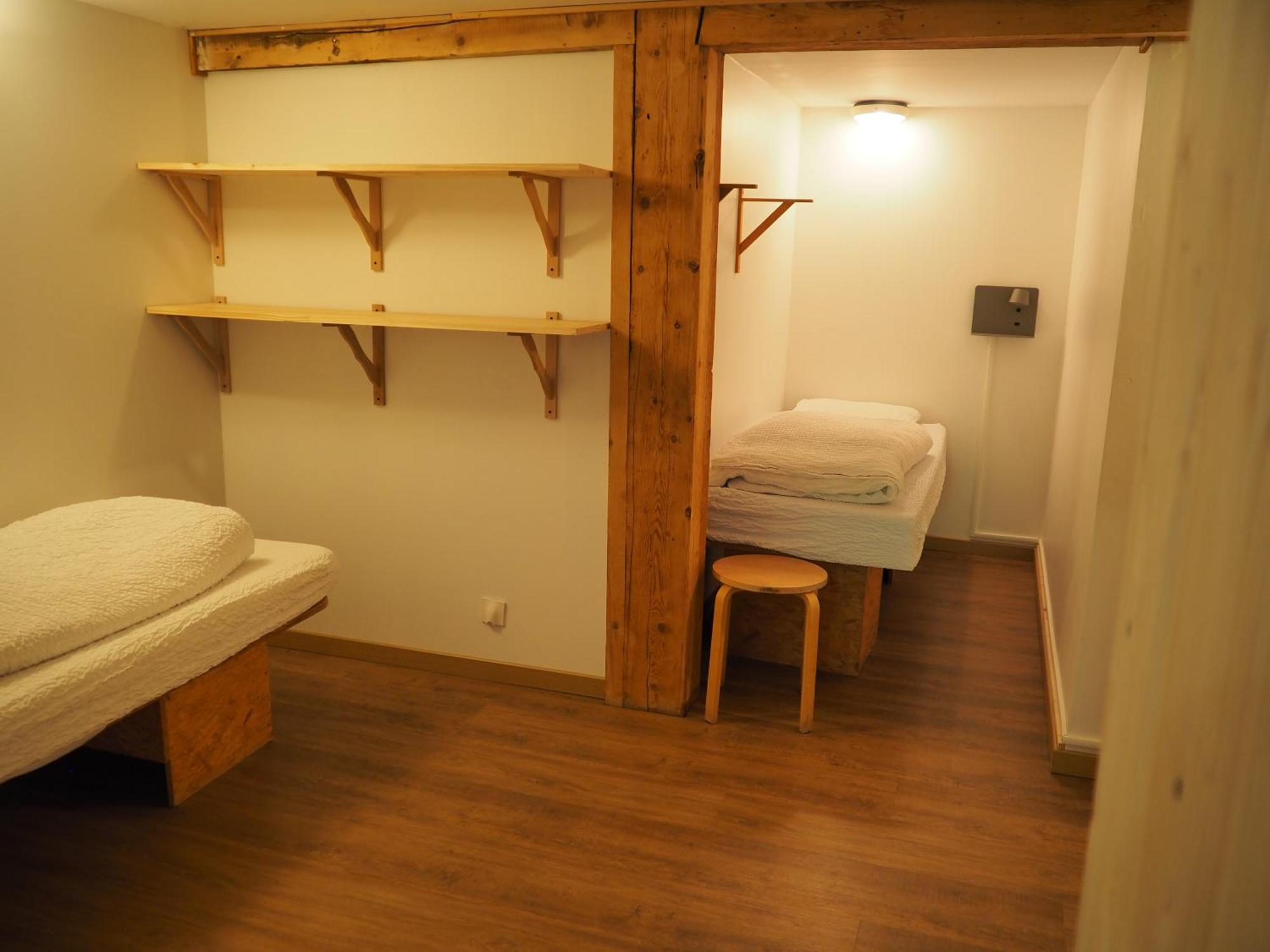 Auberge De Jeunesse Hi Ла-Клюсаз Экстерьер фото