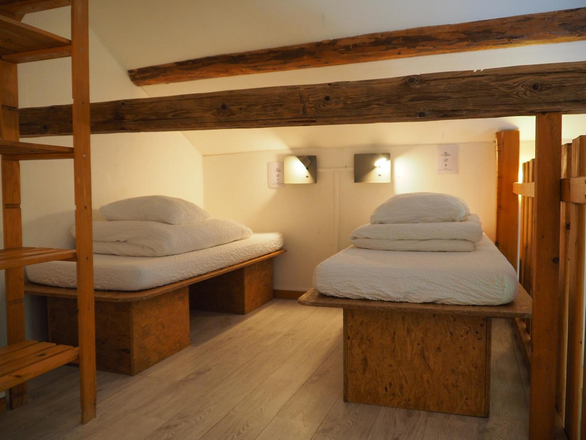 Auberge De Jeunesse Hi Ла-Клюсаз Экстерьер фото