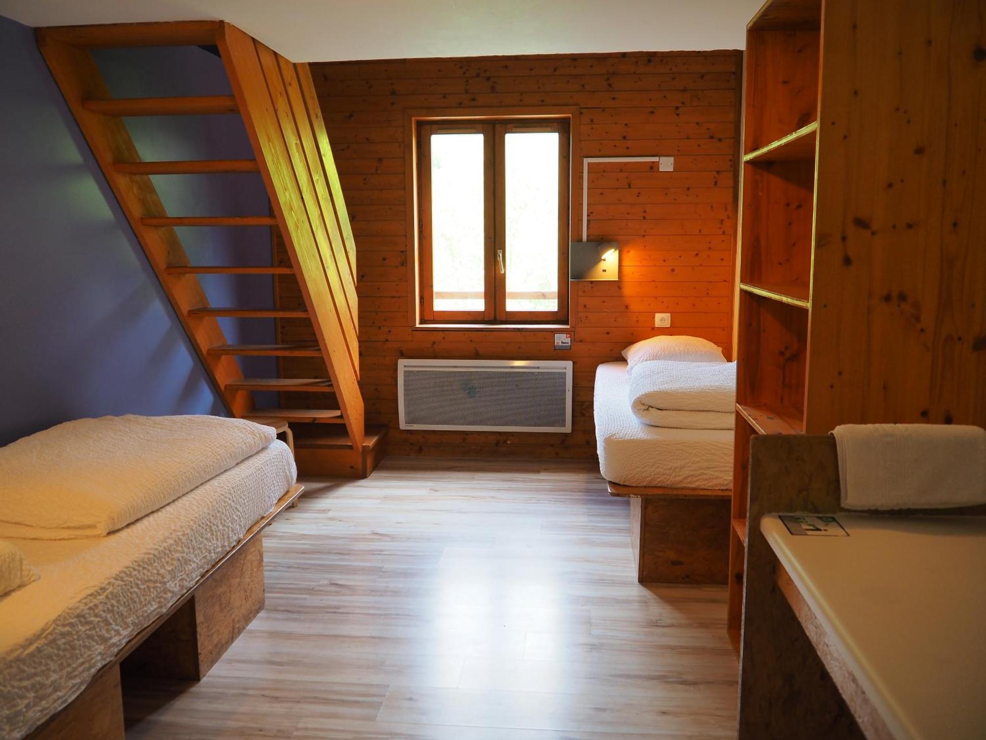 Auberge De Jeunesse Hi Ла-Клюсаз Экстерьер фото