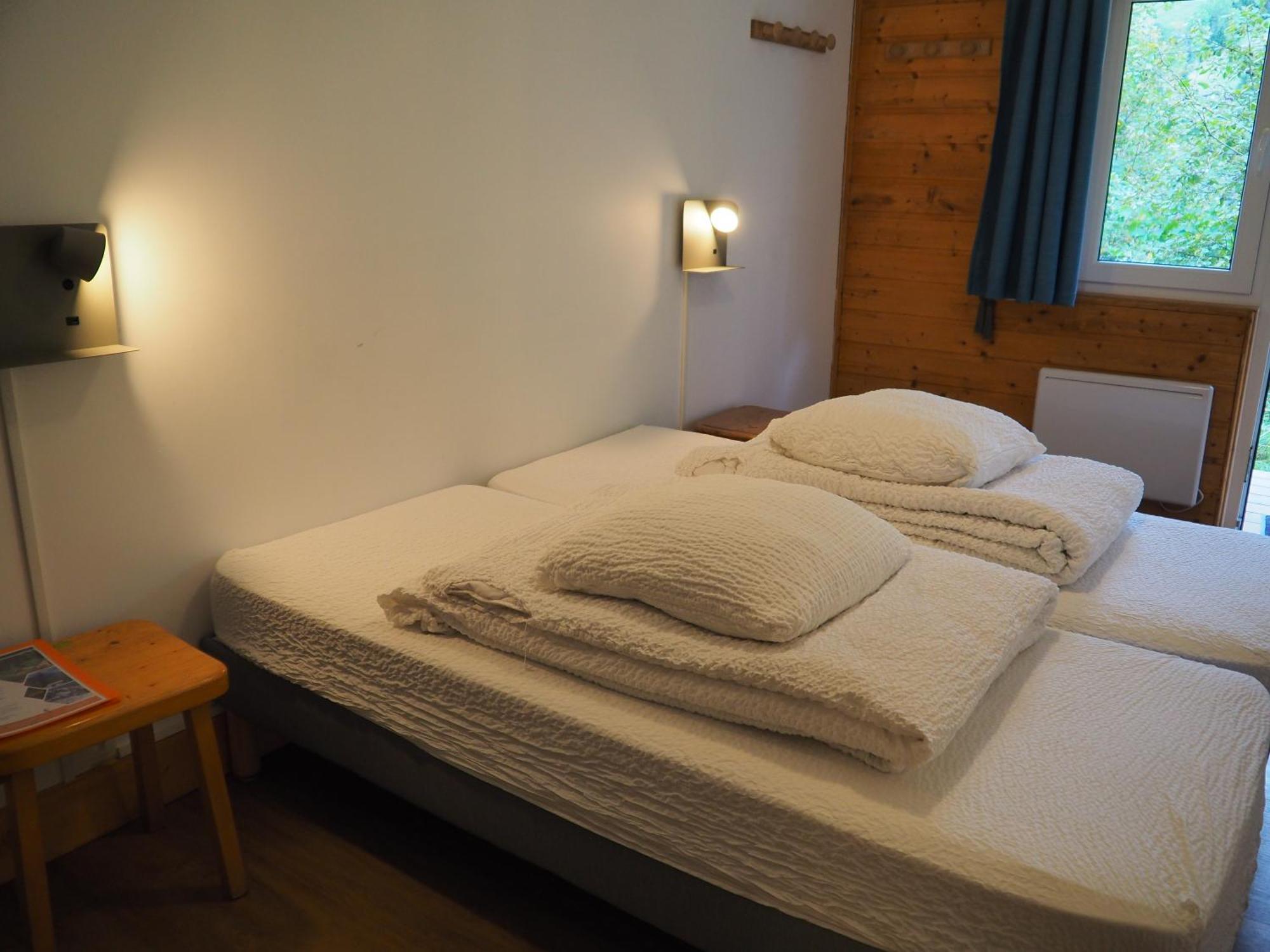 Auberge De Jeunesse Hi Ла-Клюсаз Экстерьер фото