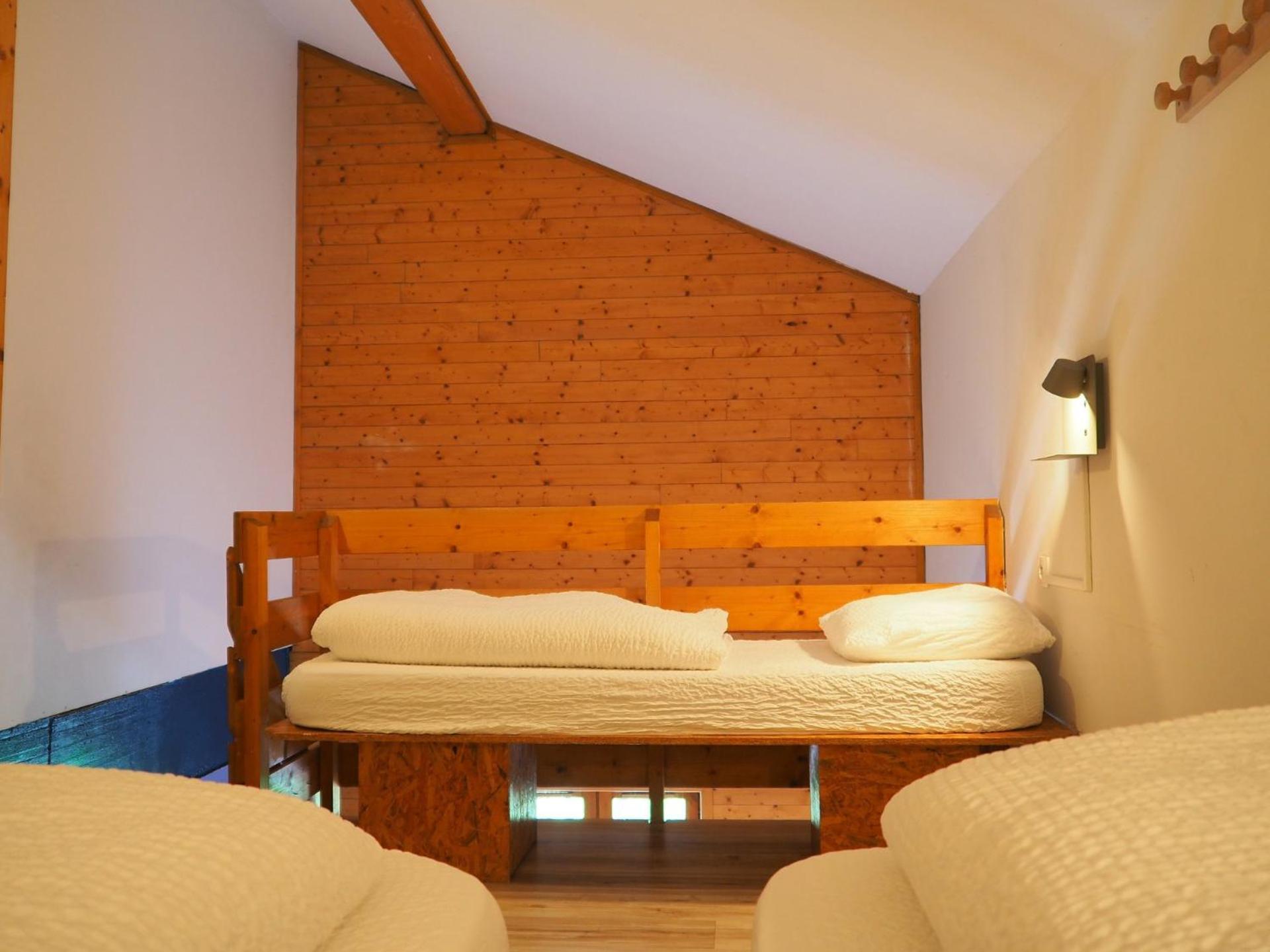 Auberge De Jeunesse Hi Ла-Клюсаз Номер фото