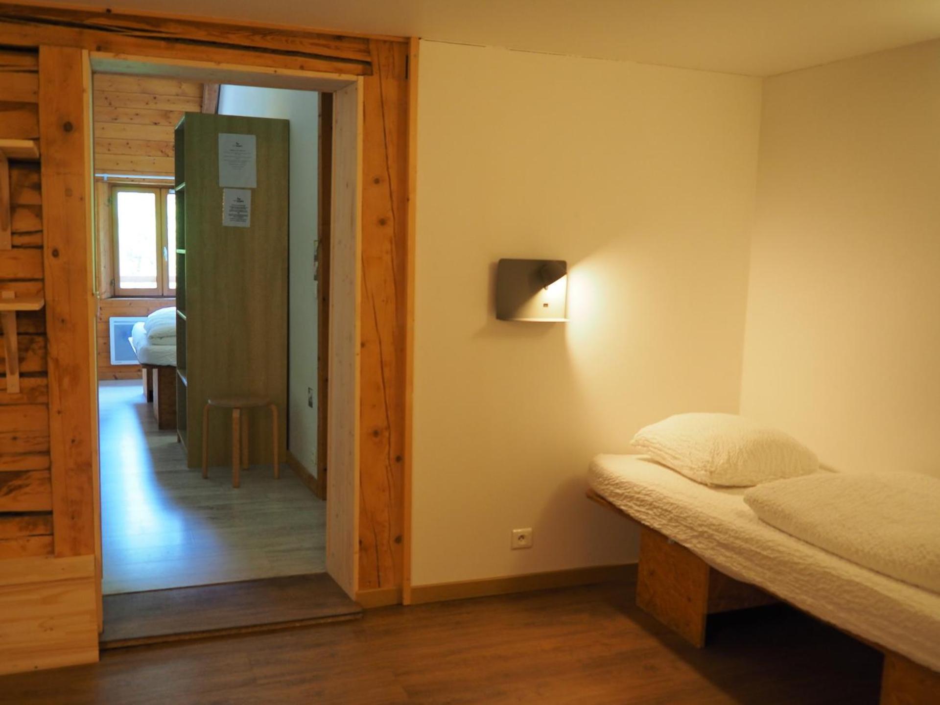 Auberge De Jeunesse Hi Ла-Клюсаз Номер фото