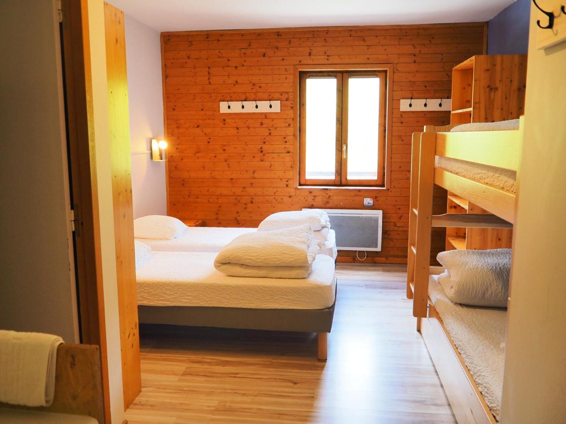 Auberge De Jeunesse Hi Ла-Клюсаз Экстерьер фото